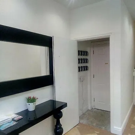 Apartment City Center Studio Next To Cabot Circus - Flat 5