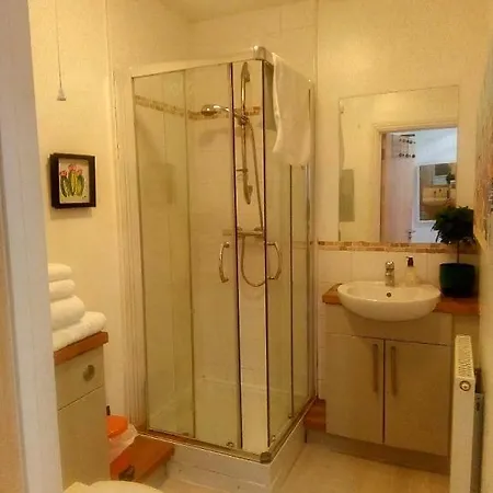 City Center Studio Next To Cabot Circus - Flat 5 Apartment Bristol