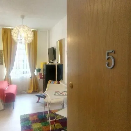 City Center Studio Next To Cabot Circus - Flat 5 Bristol