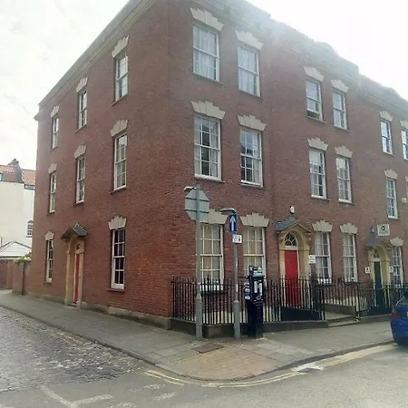 City Center Studio Next To Cabot Circus - Flat 5 * بريستول